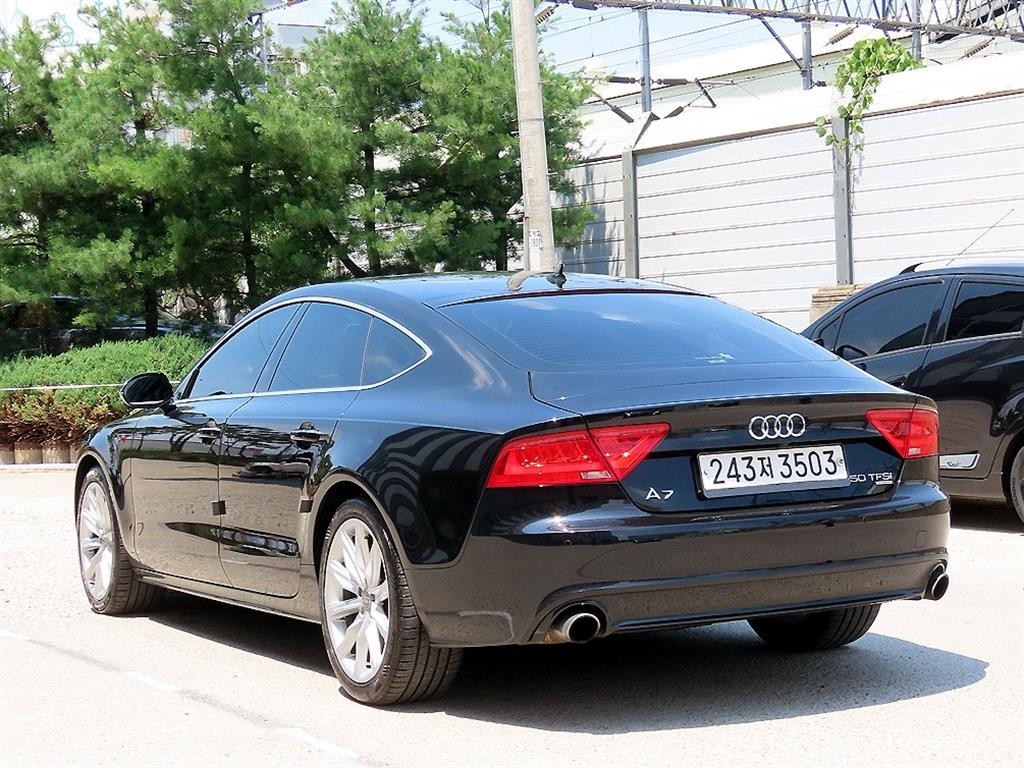 아우디 A7 50 TFSI 콰트로 이미지 3