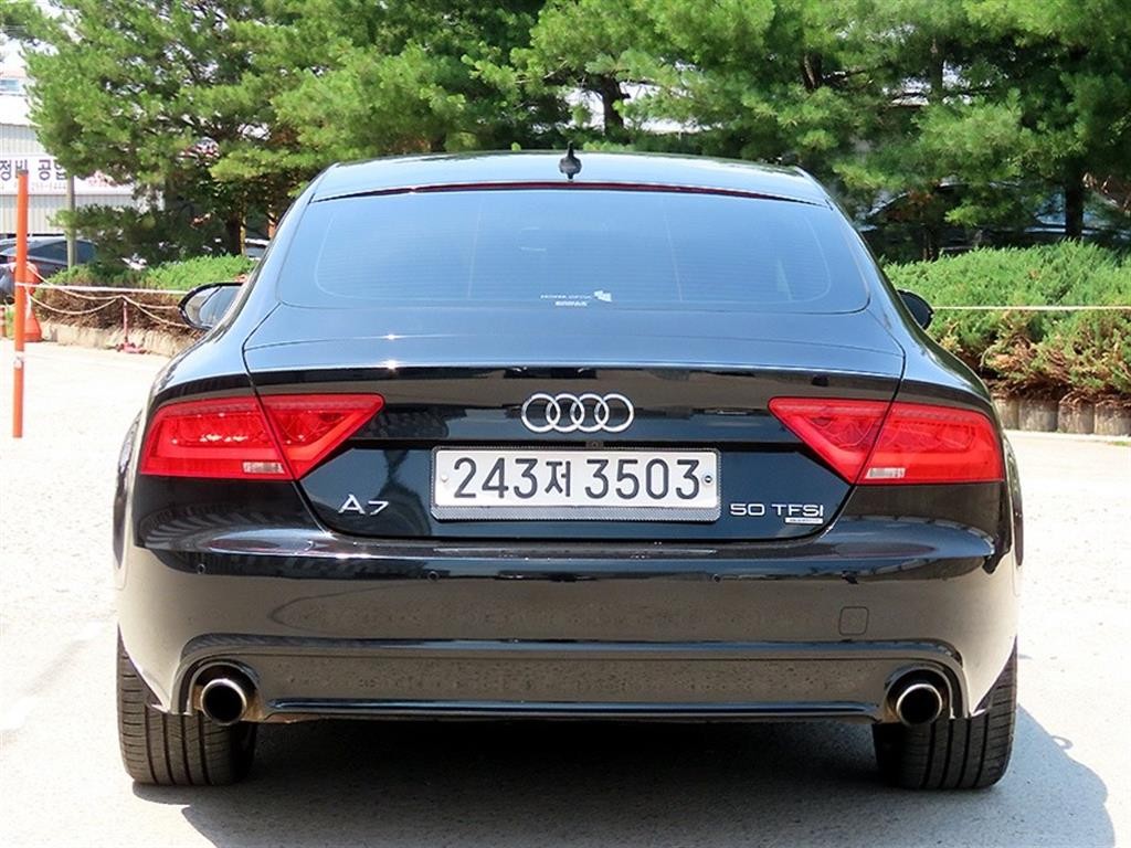 아우디 A7 50 TFSI 콰트로 이미지 4
