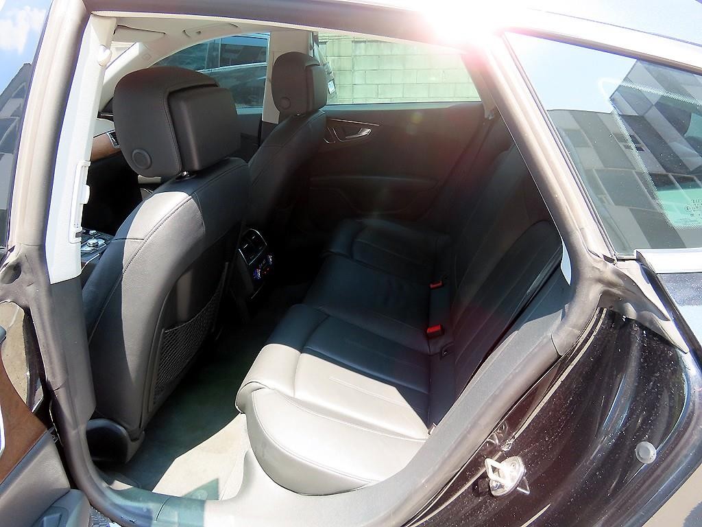 아우디 A7 50 TFSI 콰트로 이미지 6