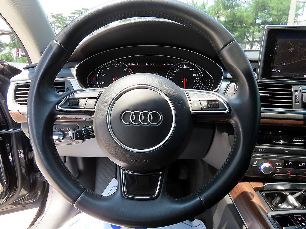 아우디 A7 50 TFSI 콰트로 이미지 8