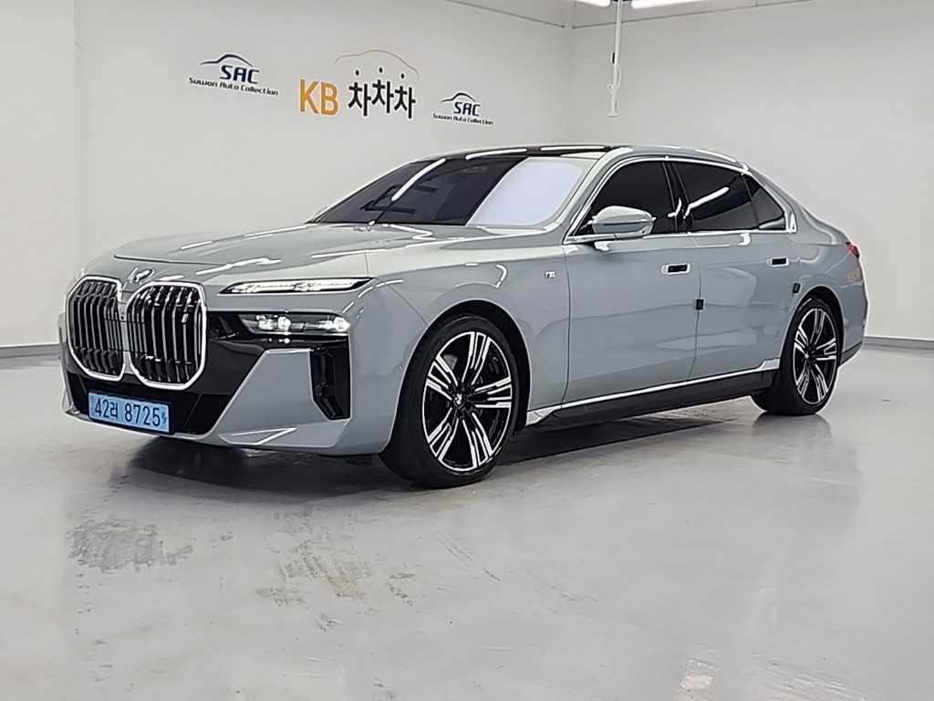 BMW i7 BMW i7 xDrive 60 M 스포츠 이그제큐티브 팩 이미지 1