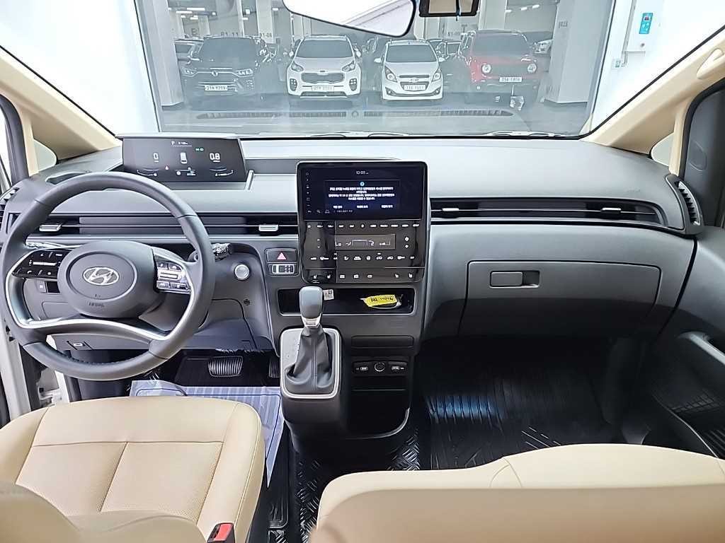 현대 스타리아 4WD 디젤 투어러 모던 9인승 이미지 7