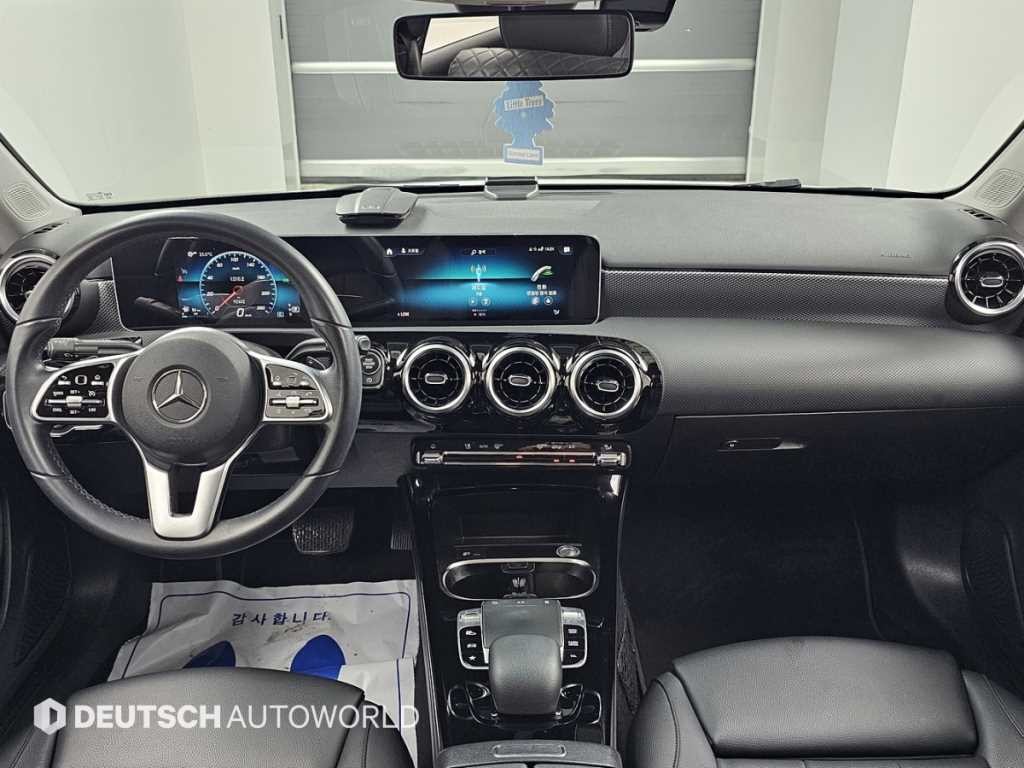 벤츠 A 클래스 A클래스 W177 A220 세단 이미지 7