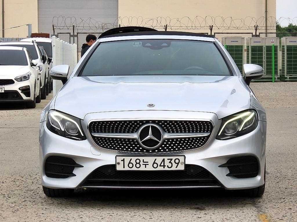벤츠 E 클래스 E-클래스 W213 E220d 카브리올레 이미지 1