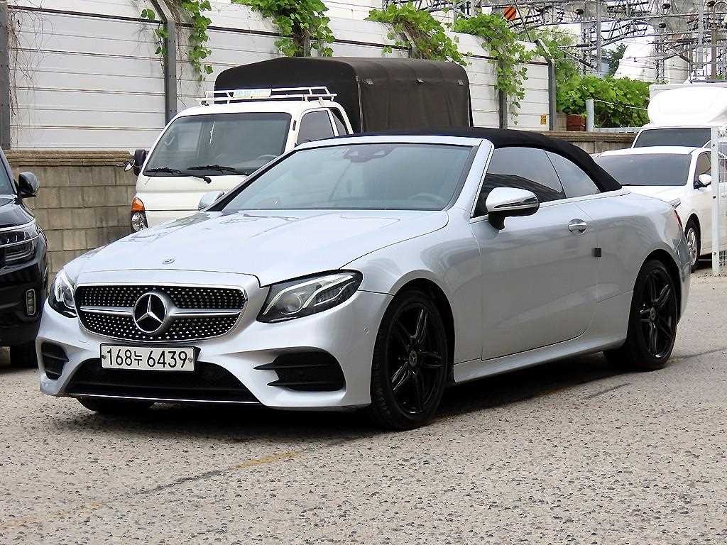 벤츠 E 클래스 E-클래스 W213 E220d 카브리올레 이미지 2