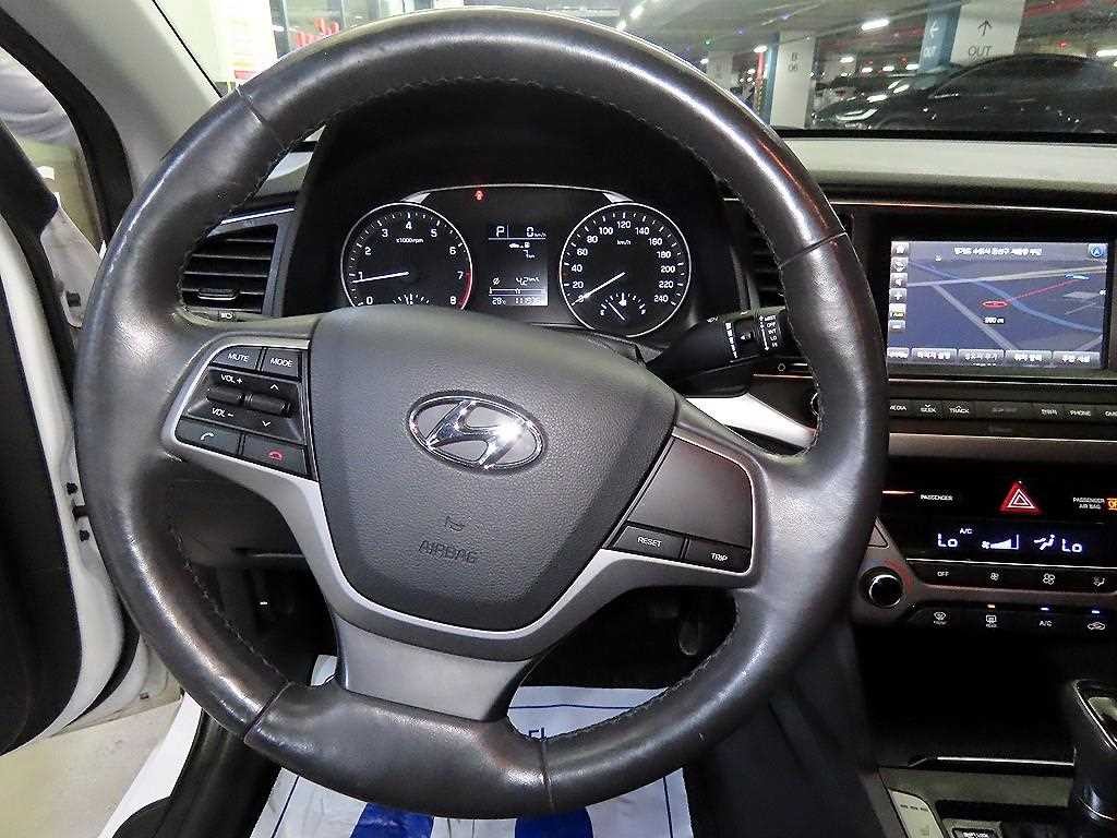 현대 아반떼 아반떼 AD 1.6 GDI 스마트 이미지 8
