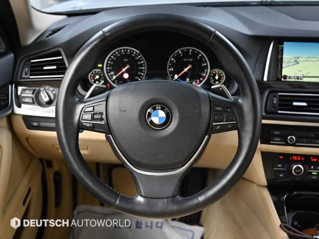 BMW 5시리즈 5시리즈 (F10) 528i xDrive 럭셔리 이미지 13