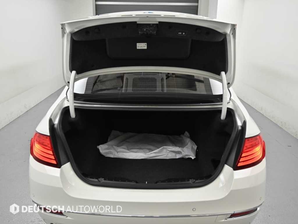 BMW 5시리즈 5시리즈 (F10) 528i xDrive 럭셔리 이미지 19