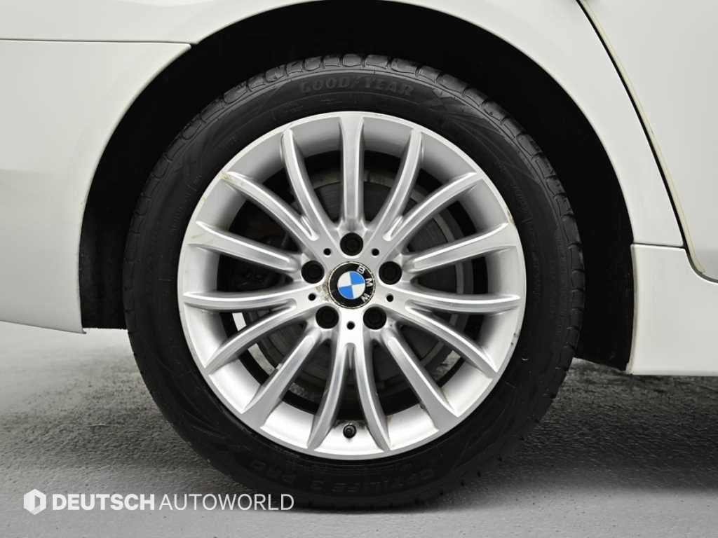 BMW 5시리즈 5시리즈 (F10) 528i xDrive 럭셔리 이미지 5