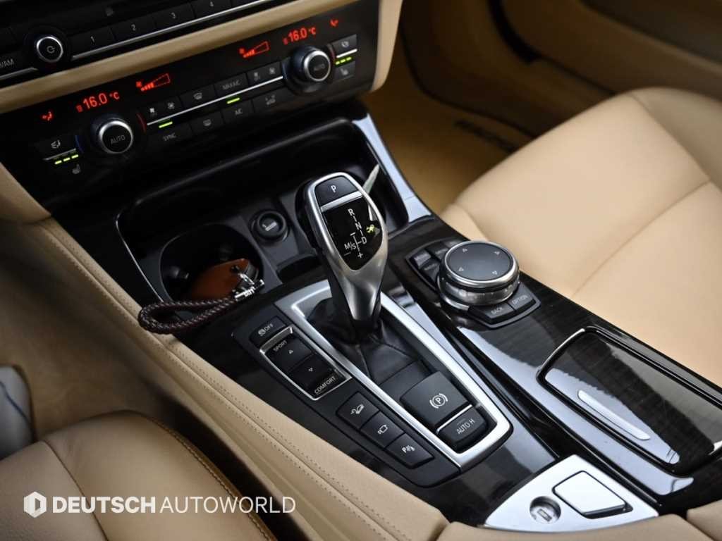 BMW 5시리즈 5시리즈 (F10) 528i xDrive 럭셔리 이미지 9