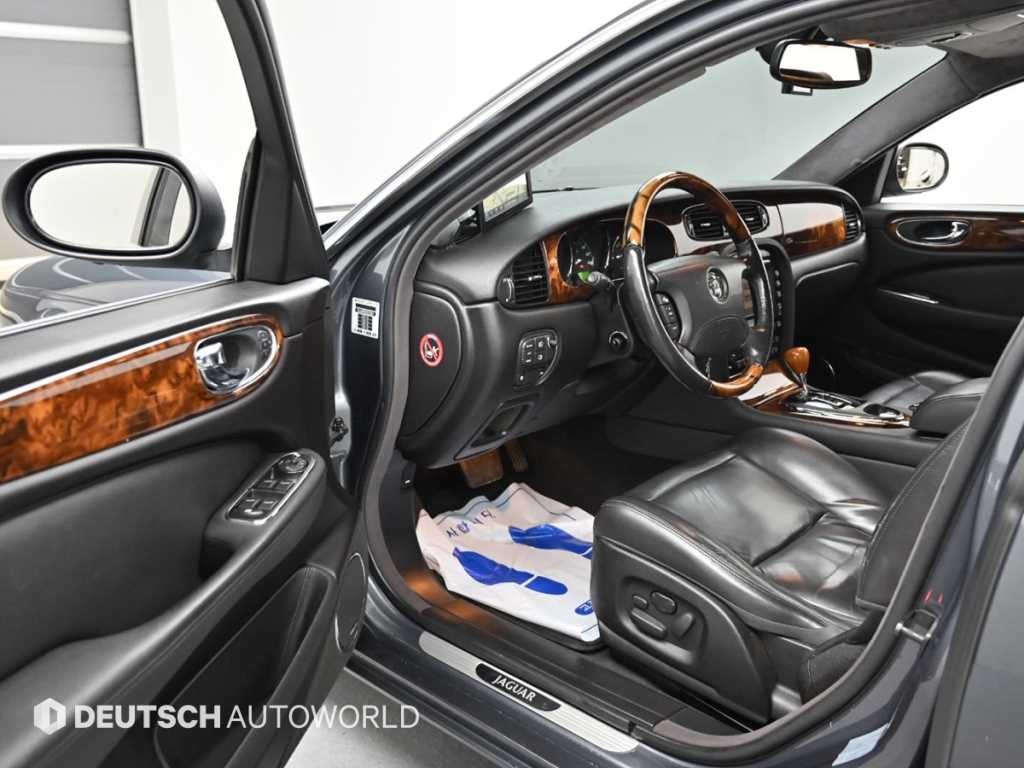 재규어 XJ XJ-8 3.5 이미지 11