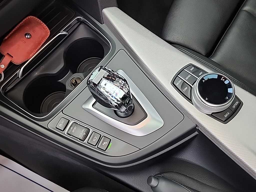 BMW 그란투리스모 3시리즈 GT (F34) GT 320D M 스포트 프리미엄 이미지 8
