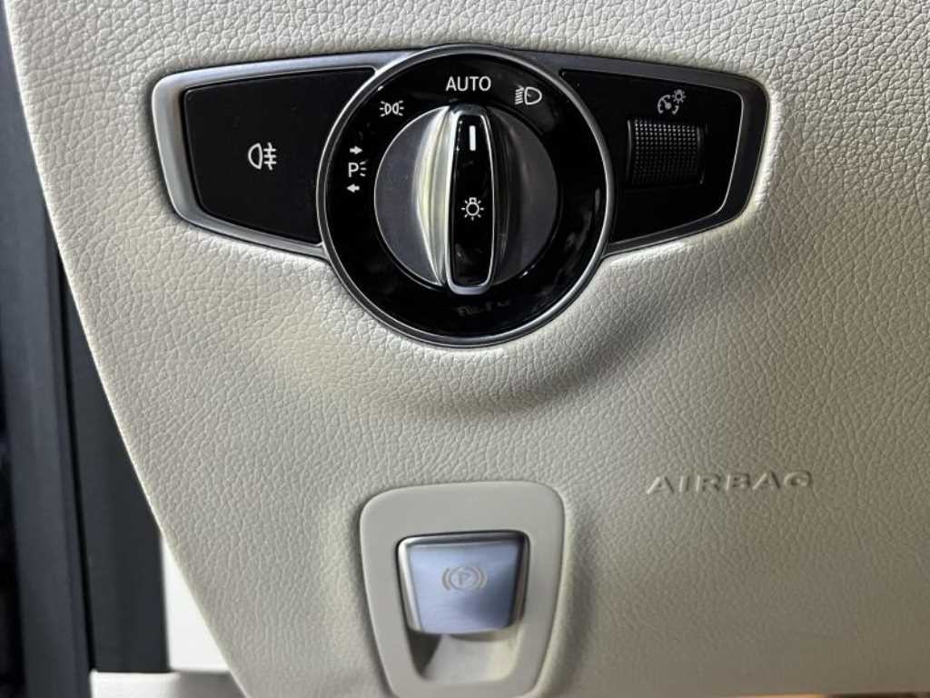 벤츠 E 클래스 E-클래스 W213 E300 4MATIC 익스클루시브 이미지 13