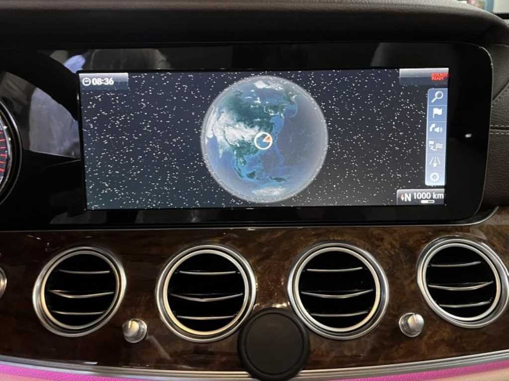 벤츠 E 클래스 E-클래스 W213 E300 4MATIC 익스클루시브 이미지 8