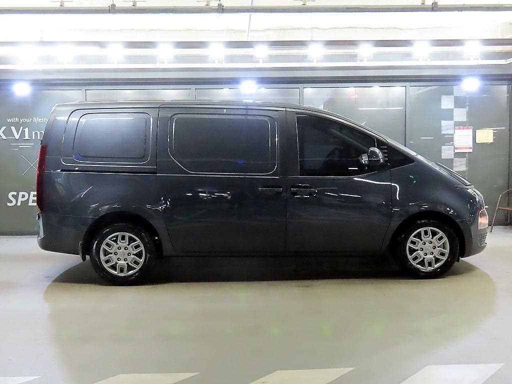 현대 스타리아 2WD 디젤 카고 모던 5인승 이미지 5