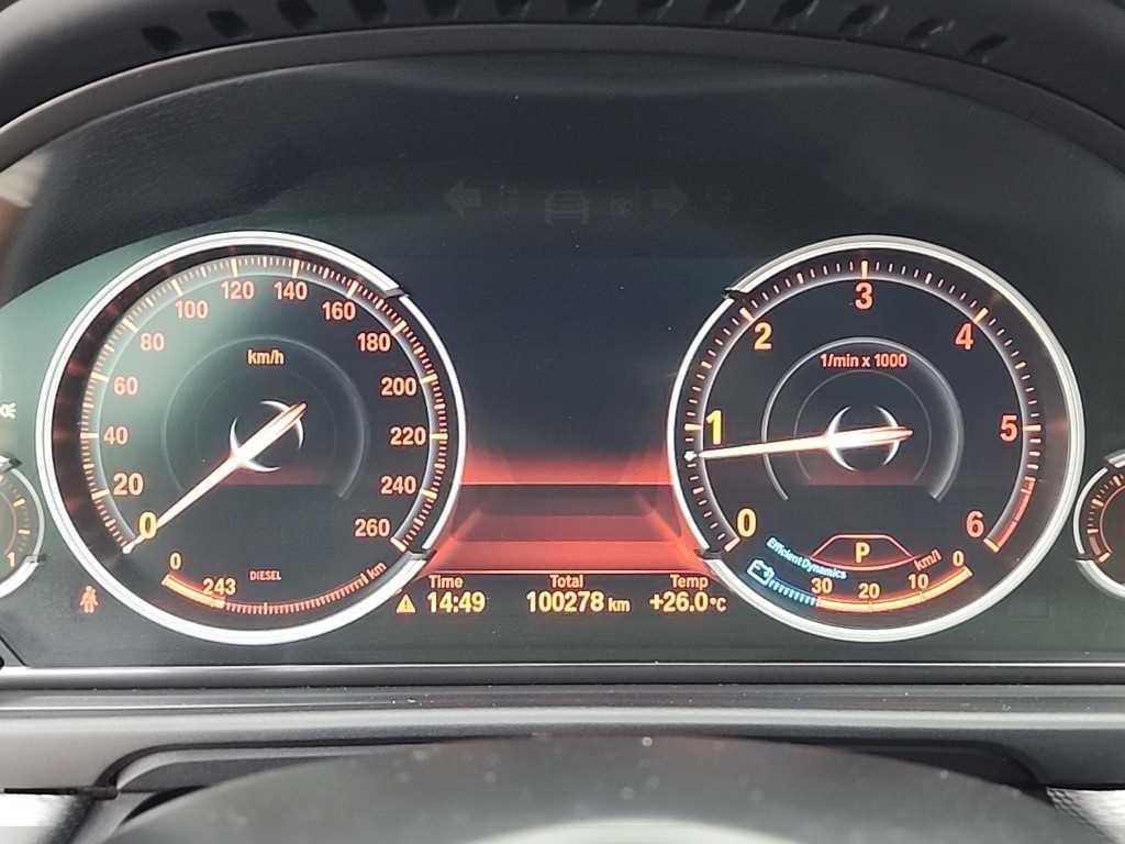 BMW 5시리즈 5시리즈 (F10) 520d M 스포츠 이미지 6