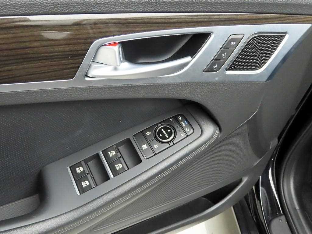 제네시스 G80 3.3 GDI AWD 럭셔리 스페셜 이미지 11