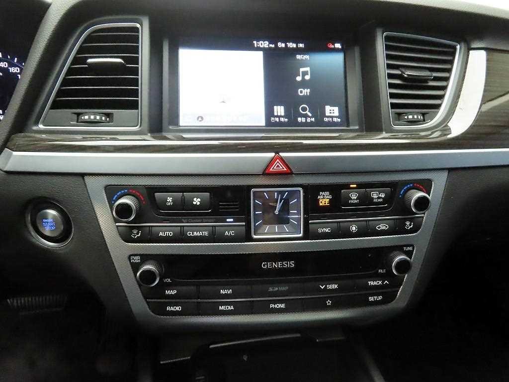 제네시스 G80 3.3 GDI AWD 럭셔리 스페셜 이미지 9