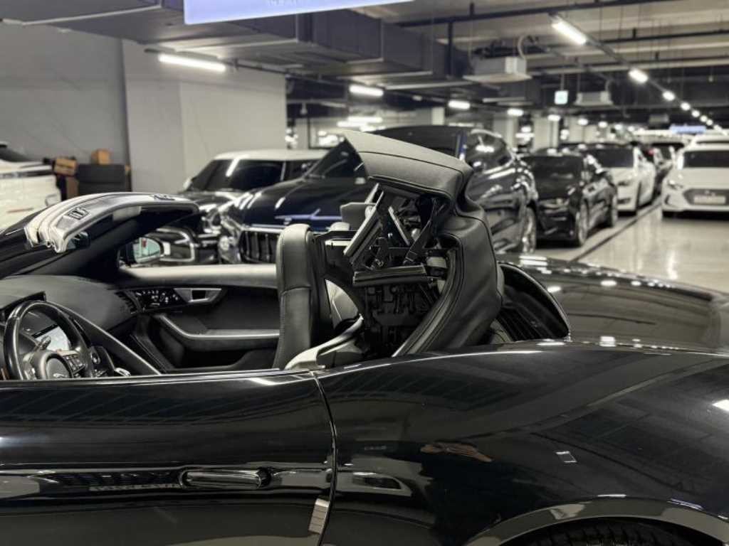 재규어 F-TYPE 3.0 S 컨버터블 이미지 13