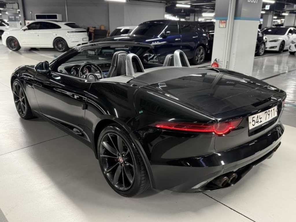 재규어 F-TYPE 3.0 S 컨버터블 이미지 14