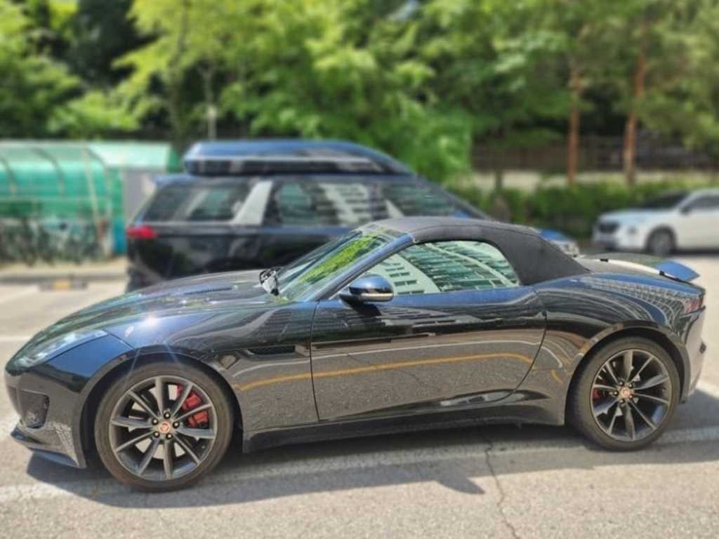 재규어 F-TYPE 3.0 S 컨버터블 이미지 5