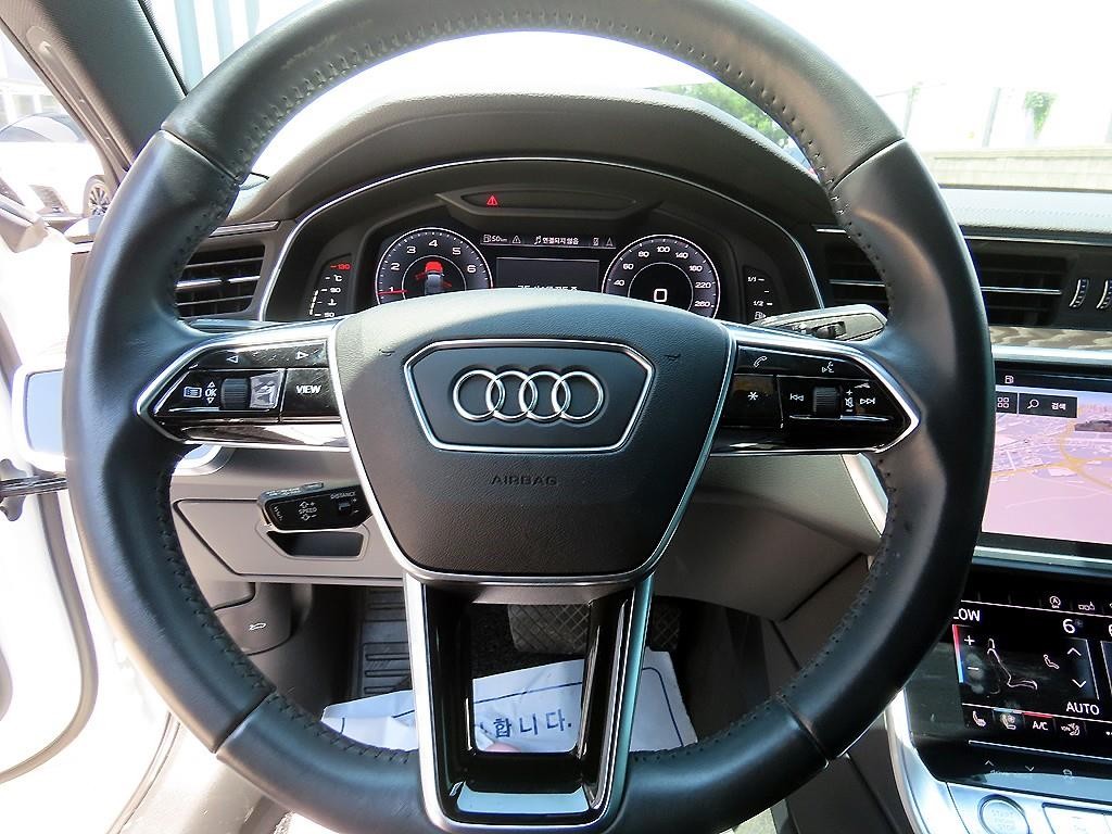 아우디 A6 A6 (C8) 45 TFSI 프리미엄 이미지 8