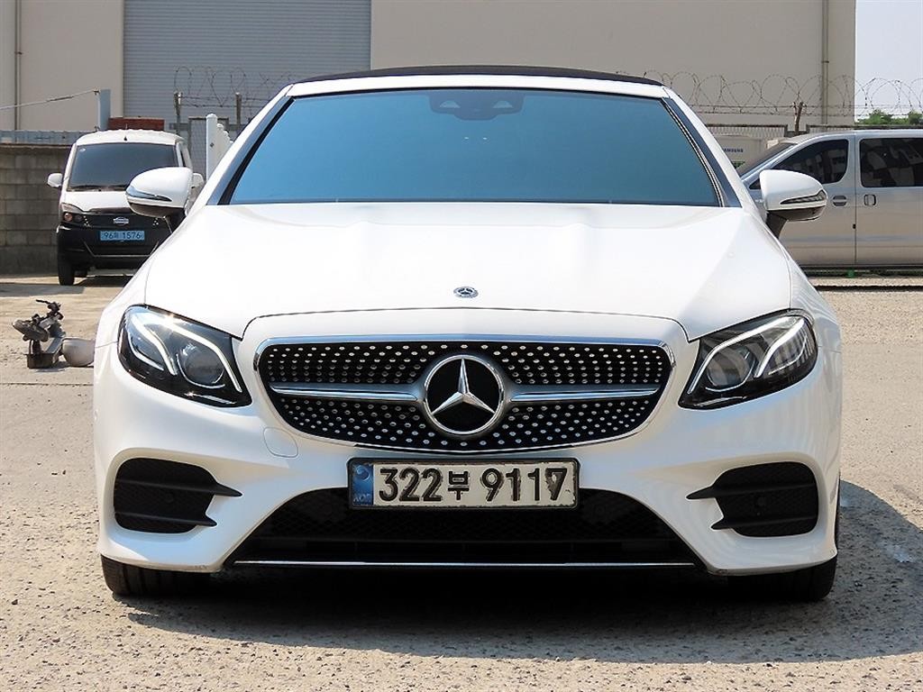 벤츠 E 클래스 E-클래스 W213 E220d 카브리올레 이미지 1
