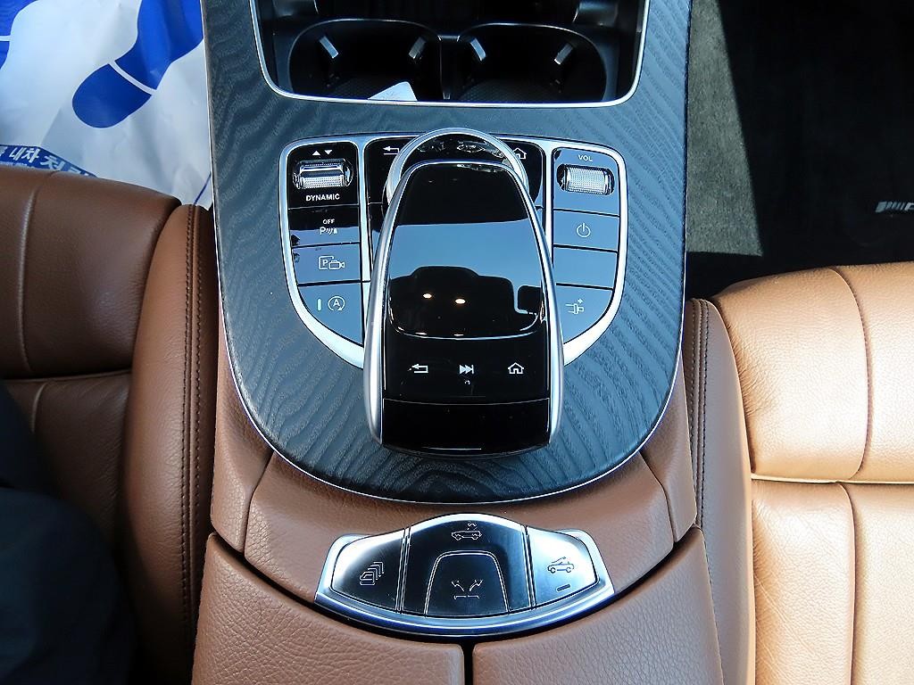 벤츠 E 클래스 E-클래스 W213 E220d 카브리올레 이미지 15