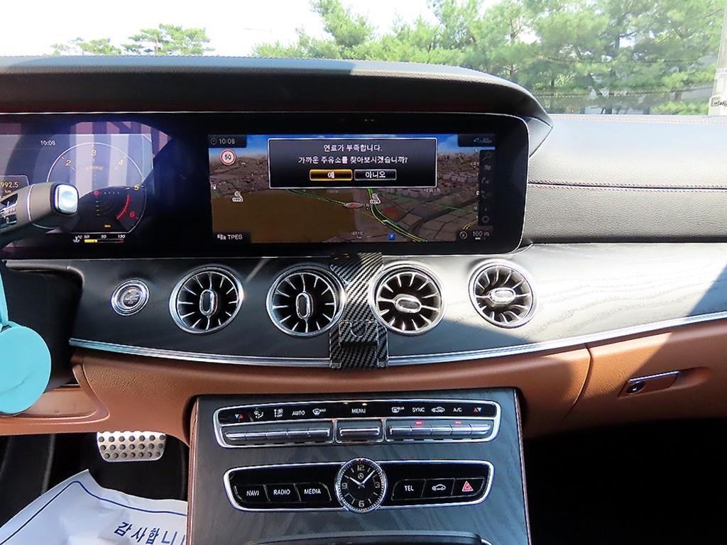 벤츠 E 클래스 E-클래스 W213 E220d 카브리올레 이미지 16