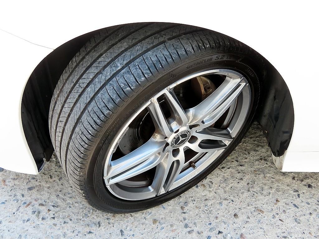 벤츠 E 클래스 E-클래스 W213 E220d 카브리올레 이미지 20