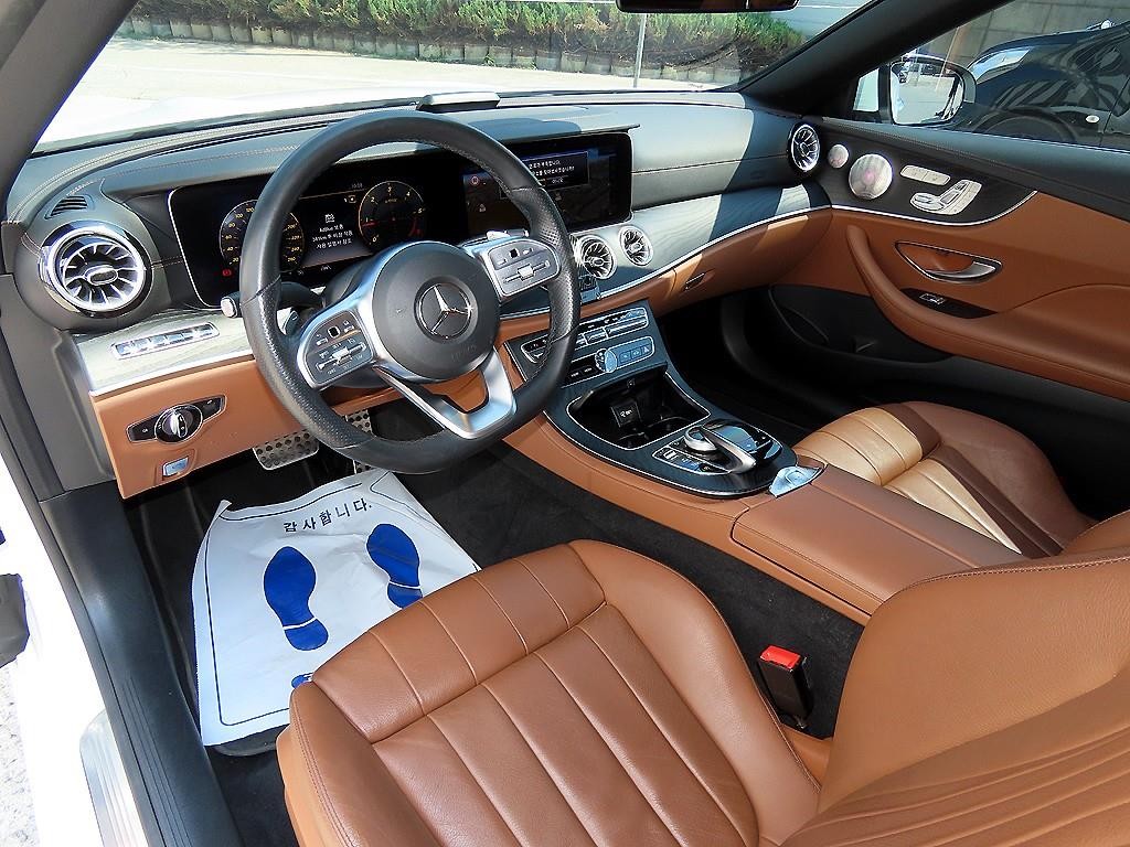벤츠 E 클래스 E-클래스 W213 E220d 카브리올레 이미지 8