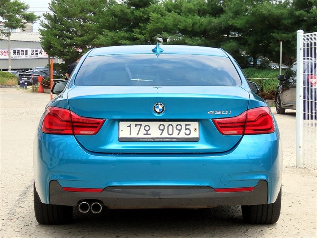 BMW 4시리즈 4시리즈 (F32) 430i 쿠페 M 스포츠 이미지 4