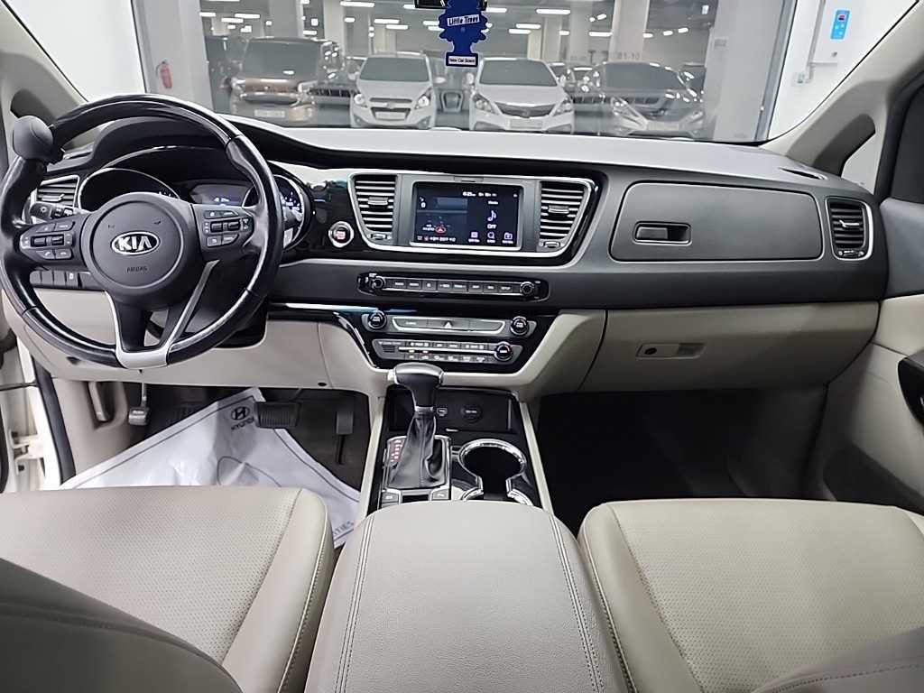 기아 카니발 더 뉴 카니발 디젤 9인승 프레스티지 이미지 7