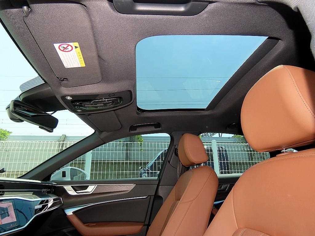 아우디 A6 A6 (C8) 45 TFSI 콰트로 프리미엄 이미지 17