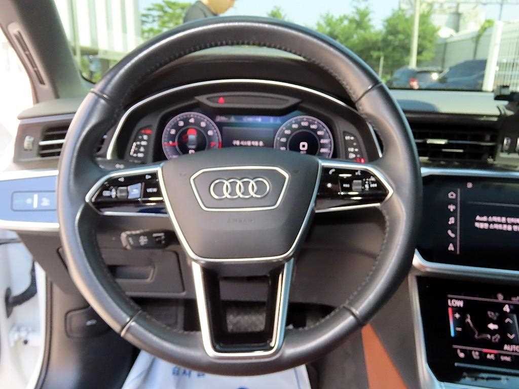 아우디 A6 A6 (C8) 45 TFSI 콰트로 프리미엄 이미지 8