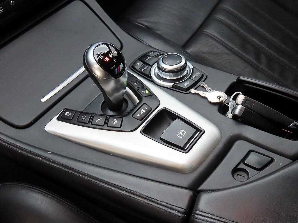 BMW 5시리즈 M5 (F90, F10) M5 세단 이미지 11
