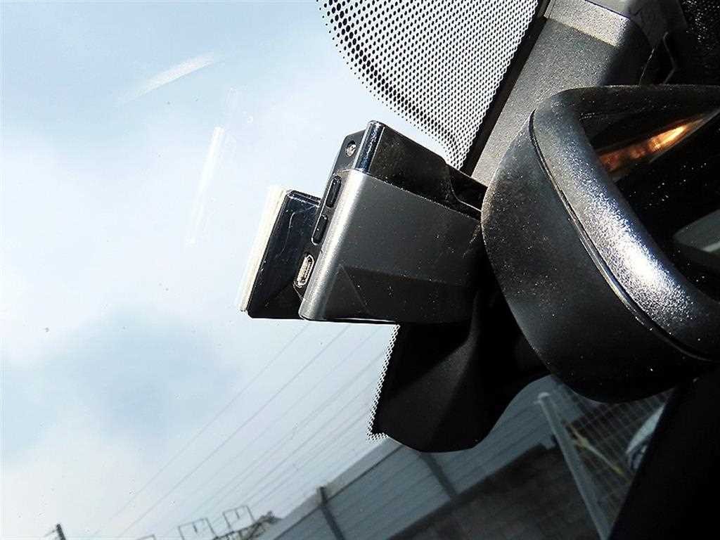 BMW 5시리즈 M5 (F90, F10) M5 세단 이미지 16