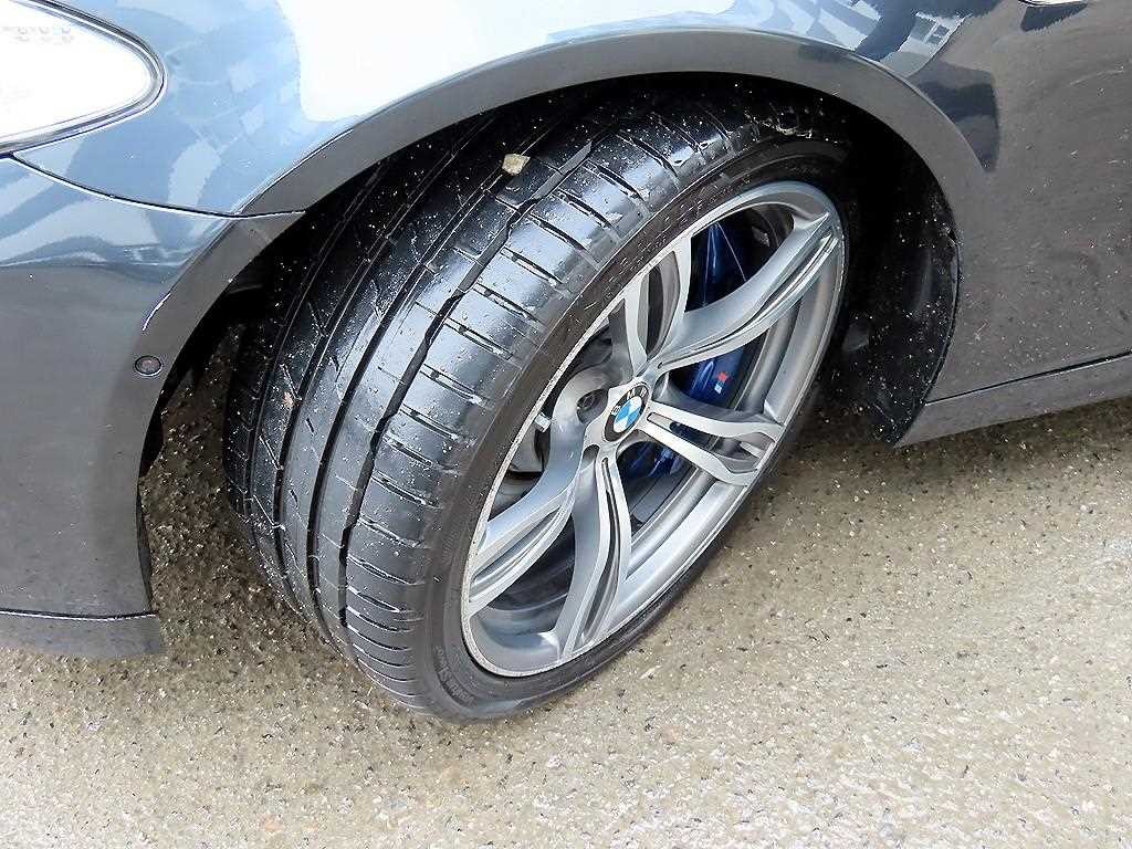 BMW 5시리즈 M5 (F90, F10) M5 세단 이미지 20