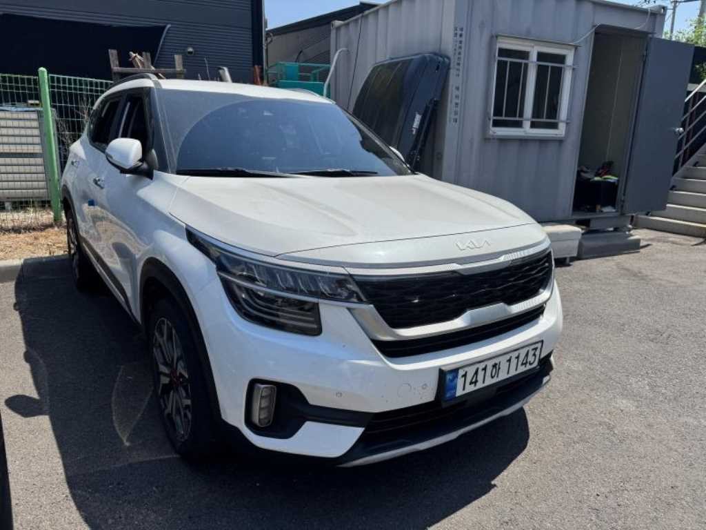 기아 셀토스 가솔린 1.6 터보 2WD 시그니처 이미지 2