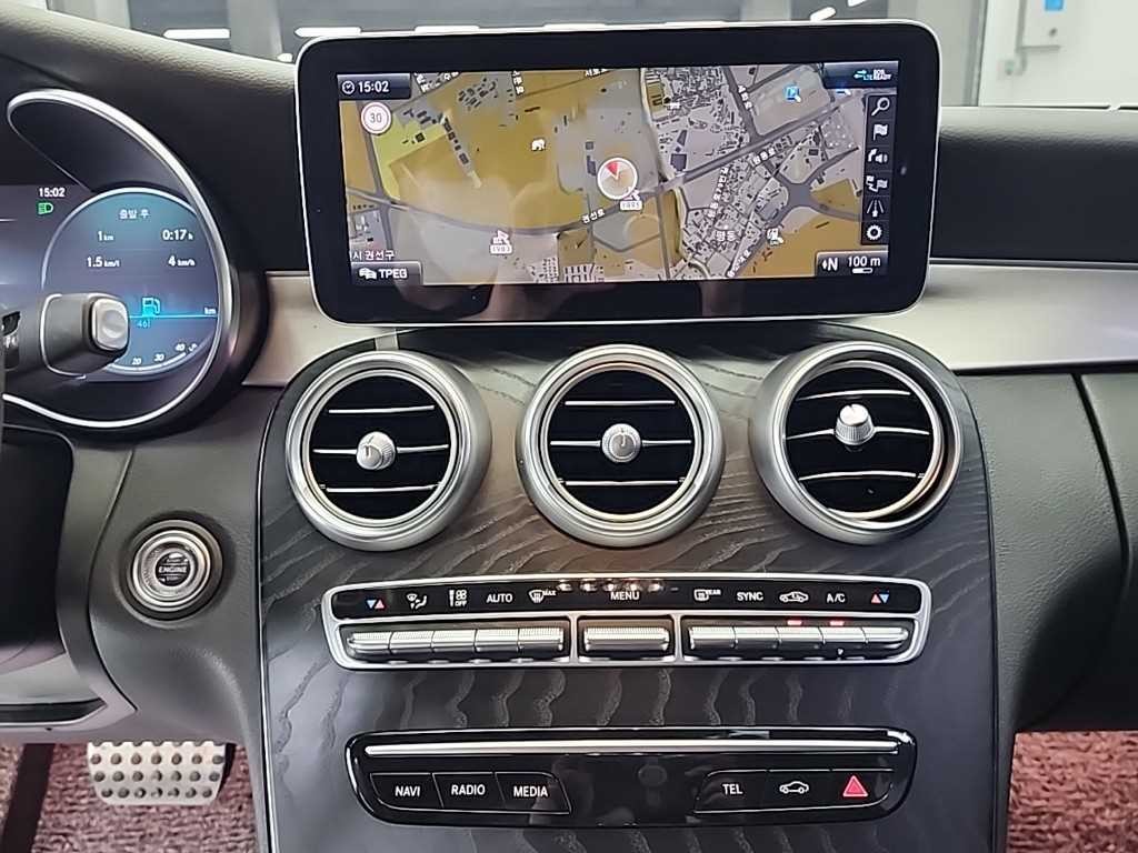 벤츠 C 클래스 C클래스 W205 C200 쿠페 이미지 10