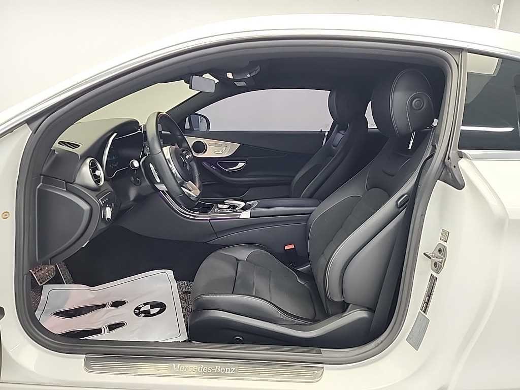 벤츠 C 클래스 C클래스 W205 C200 쿠페 이미지 11