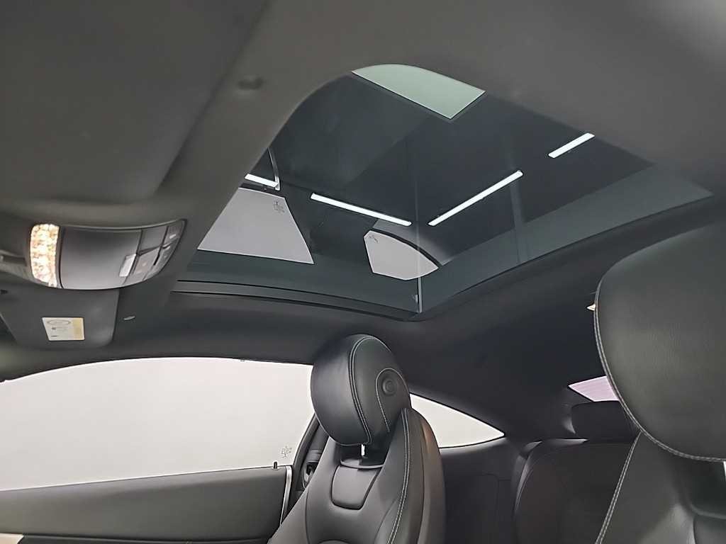 벤츠 C 클래스 C클래스 W205 C200 쿠페 이미지 13