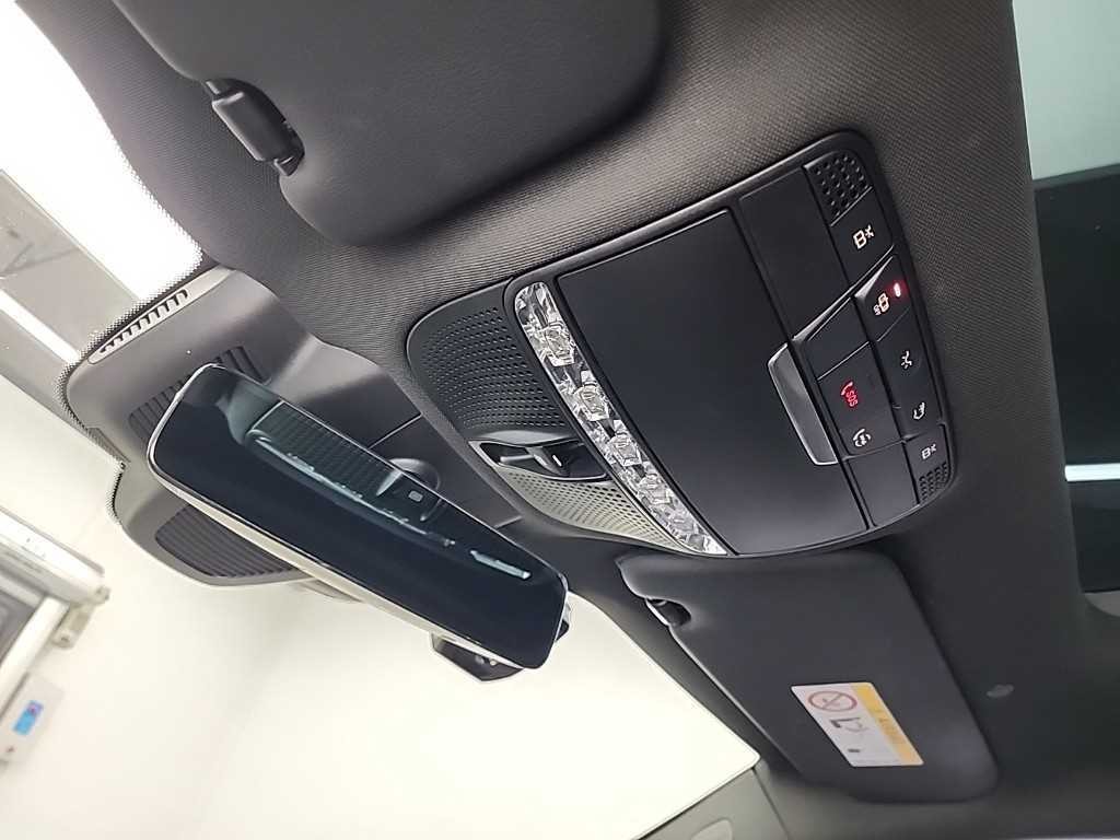 벤츠 C 클래스 C클래스 W205 C200 쿠페 이미지 16