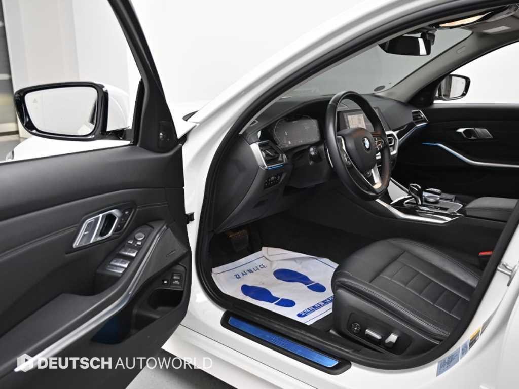 BMW 3시리즈 3시리즈 (G20) 330e 럭셔리 이미지 11