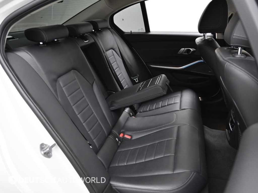 BMW 3시리즈 3시리즈 (G20) 330e 럭셔리 이미지 12