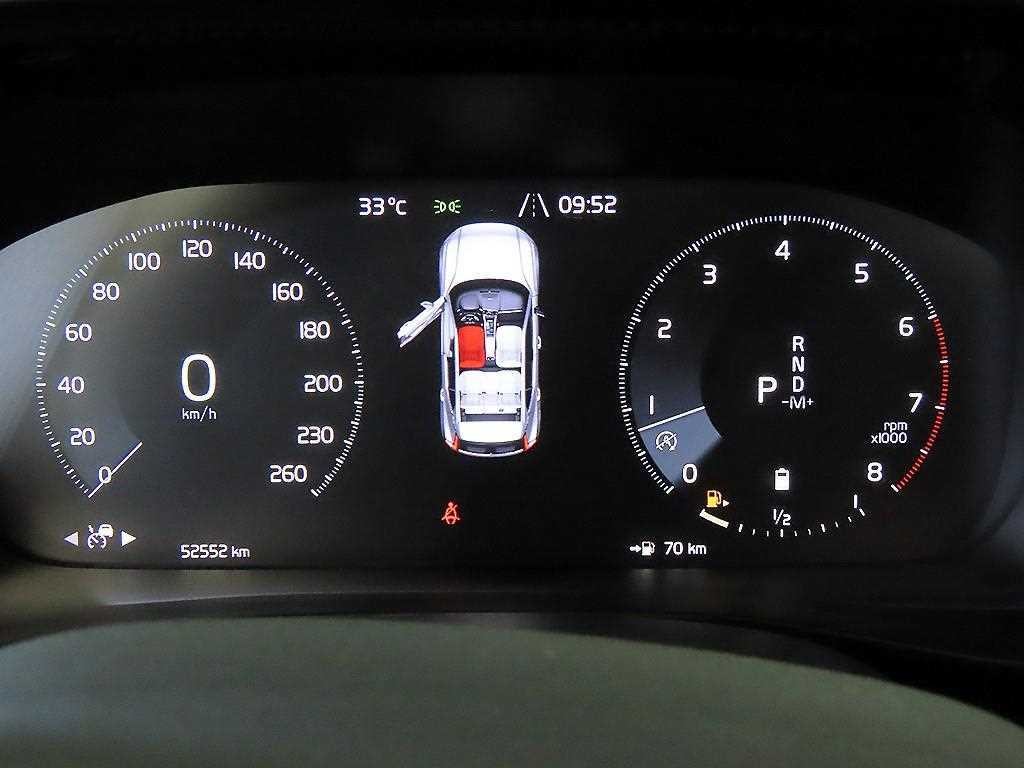 볼보 XC40 B4 AWD 인스크립션 이미지 9