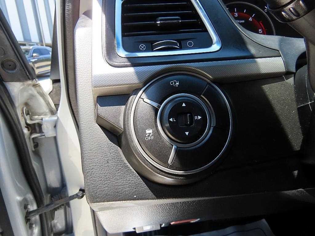 KG모빌리티(쌍용) 코란도 더뉴코란도스포츠 CX5(2WD) 클럽 이미지 12