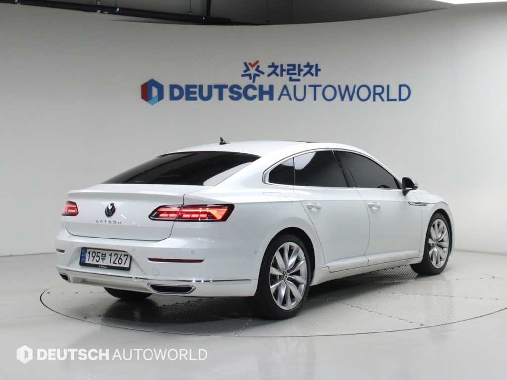 폭스바겐 아테온 2.0 TDI 프레스티지 이미지 2