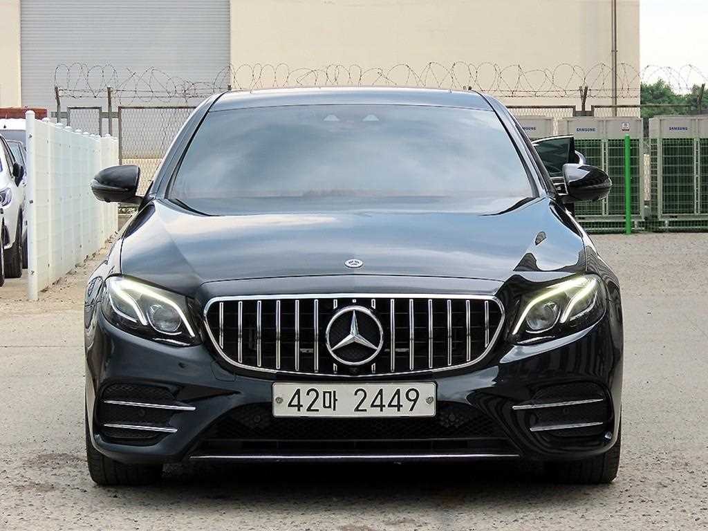 벤츠 E 클래스 E-클래스 W213 E300 AMG LINE 이미지 1