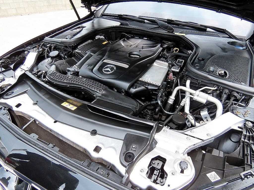 벤츠 E 클래스 E-클래스 W213 E300 AMG LINE 이미지 19